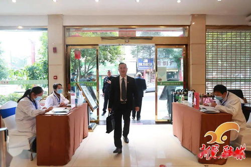 履職新征程 出席縣政協(xié)十五屆一次會議的委員今日報(bào)到 會務(wù)服務(wù)貼心獲贊